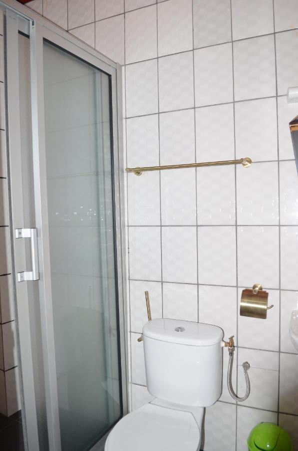 Vegas House Appartement Yaoundé Buitenkant foto