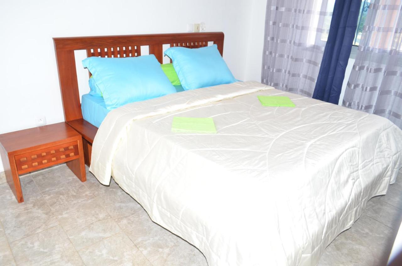 Vegas House Appartement Yaoundé Buitenkant foto