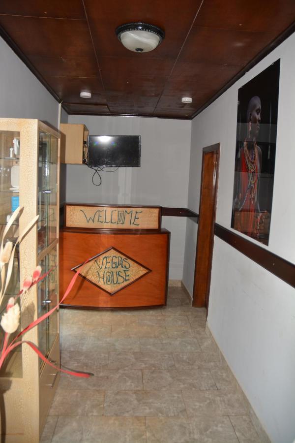 Vegas House Appartement Yaoundé Buitenkant foto