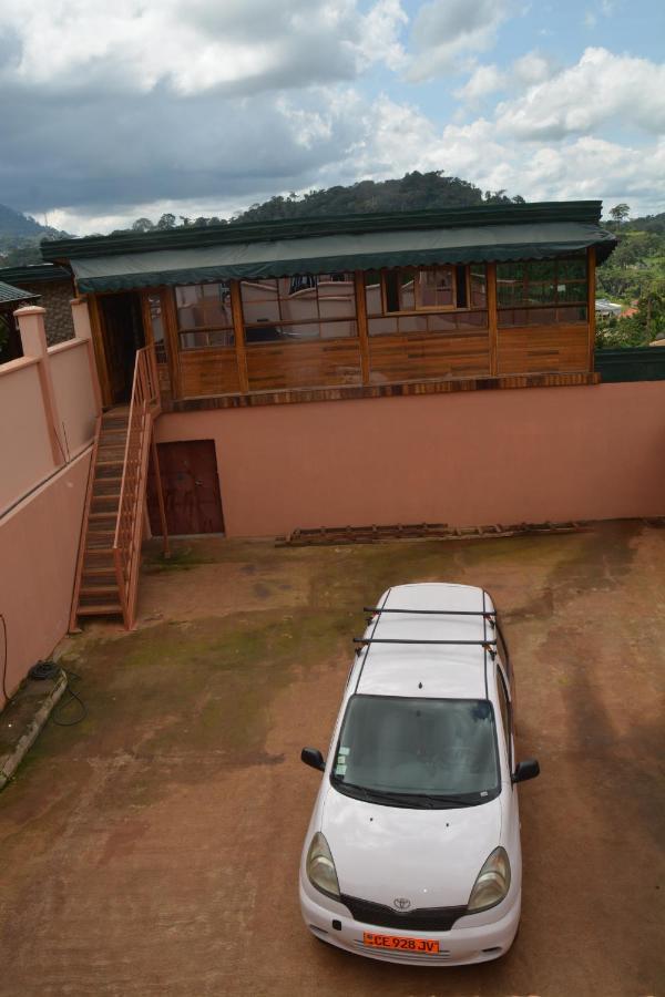 Vegas House Appartement Yaoundé Buitenkant foto
